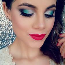 Makeup for this patriotic month 💚❤️