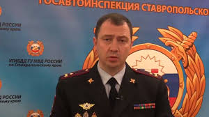 На этом фоне брат алексея сафонова заявил о том, что коттедж, снимки которого появились в сети, вовсе не принадлежит его брату, и тот на самом деле живет якобы в скромной квартире. Zolotoj Unitaz I Lichnyj Tron V Dome Glavnogo Gaishnika Stavropolya Safonova Shokirovali Bolshe Chem Vzyatka V 19 Millionov