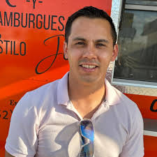 Kind man feeds homeless at Sloppy Pig