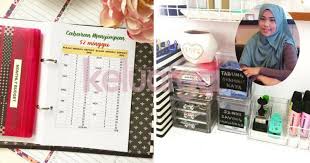 Tabung duit kreatif kitar semula batang popscile jom lawat kedai saya di shopee comey diy tabung duit dari barang terpakai lucu betul telatah si comey buat diy tabung duit !!! Buat Tabung 52 Minggu Dan Tabung Suamiku Kaya Idea Kreatif Wanita Ni Memang Awesome Keluarga