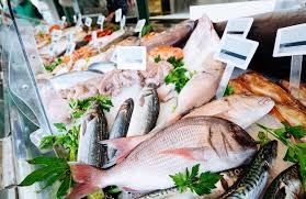 How to use fishmonger in a sentence. How To Select The Freshest Fish At The Fishmonger