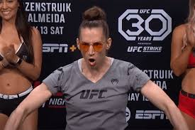 Mandy Bohm def. Ji Yeon Kim at UFC