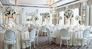 Luxury White Wedding B Lovely Events Luxury Wedding Venues London Wedding Venues Wedding Venue Decorations