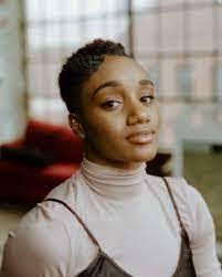 Rena Peak's Instagram, Twitter & Facebook