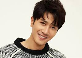 Zhang He was complained about his machismo, and he justified his name in  "Conjecture", and his charm is not inferior to Peng Guanying