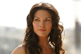 Alana de la garza bra size/breast size : Who Is Alana De La Garza Dating Alana De La Garza Boyfriend Husband