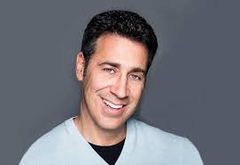 Jonathan Gartner's Instagram, Twitter & Facebook