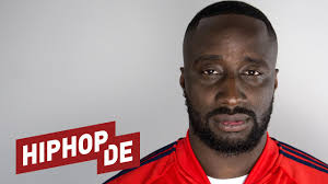 Allerdings war der hype um seine person noch nie so groß wie heute. Manuellsen Uber Hells Angels Pa Sports Haftbefehl Schule Uvm Fanfragen Toxik Trifft Youtube