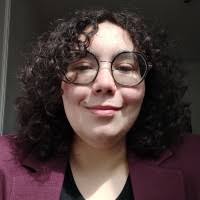 100+ "Julia Hubert" profiles