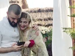 A simple wedding is never quite as complex as the title suggests. Inside Pakistani Celebrities Hamza Ali Abbasi And Naimal Khawar S Wedding Pakistani Cinema Gulf News