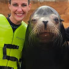 Happiest of Birthdays to my wifey Mindy. Hope you have a wonderful day. I  ❤️ you😍❤️‼️#birthday #birthdayweekend