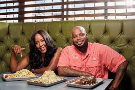 Jun 12, 2021 · hgtv's biggest renovation project to date is apparently a big hit, delivering strong ratings across several key demos, the network said friday. Houston S Turkey Leg Hut Creates Soulful Spins On The State Fair Classic Texas Highways
