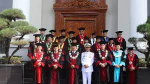 Jurusan smk yang diterima di universitas pertamina adalah siswa smk yang mempelajari paket keahlian yang tertulis dalam tabel dibawah ini syarat jurusan sma. Universitas Pertahanan Tawarkan Beasiswa S1 Bebas Biaya Pendaftaran Dan Kuliah Tribun Batam