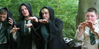 Image result for tbn:cwVrSrWzM5GfbM::harrypotterrecopilac.galeon.com/foto_todos.jpg