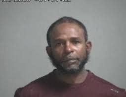 Ex-employee charged in robbery at Speedway gas station