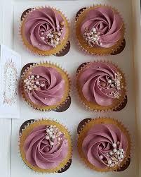 30 Creative And Adorable Wedding Cupcake Ideas To Rock Weddinginclude Buttercream Cupcakes Elegant Cupcakes Cupcake Cakes