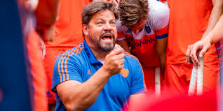 Maximiliano jorge max caldas is an argentine field hockey defender, who made his debut for the national squad in 1994, and competed for hi. Max Caldas Stopt Na Tokio 2020 Als Bondscoach Nederlands Elftal Heren