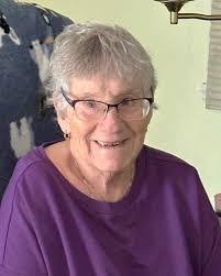 Jane Bray's Instagram, Twitter & Facebook