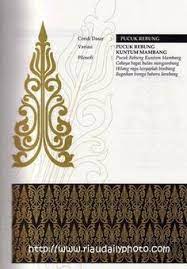 Dari pengrajin batik indonesia yang terbaik, graha batik harapkan dapat di jadikan pilihan motif batik ataupun fashion batik terbaik masa kini. 14 Motif Ragam Hias Melayu Ideas In 2021 Batik Pattern Riau Pattern