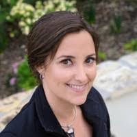 Abbey Thompson's Instagram, Twitter & Facebook