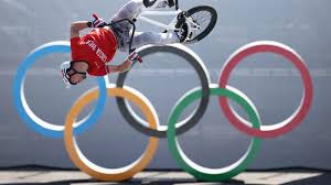 На олимпиаде в токио прошел финал у велосипедисток в дисциплине bmx. Bw0jbx2qejmiam