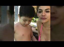 Ia pun diminta untuk segera bertobat. Hebohnya Azka Nikita Mirzani Liburan Di Bali With Dipo Latif Youtube