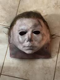 Custom mask with gnarly finish