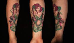 Paling Bagus 27 Gambar Tato Bagus Di Kaki Mengintip 10 Tato Keren Superhero Yang Bisa Bikin Kamu Ngiler 16 Contoh Tato Tulis Di 2020 Tato Bagus Tato Keren Tato Kaki