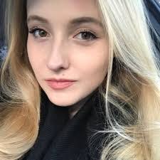 Jessica Rutter's Instagram, Twitter & Facebook