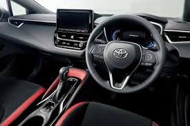 Toyota corolla e210 hatchback 1.2 turbo motor informação técnica. Toyota Corolla Hatchback Gets New Turbo Sport Model In Japan Carbuzz