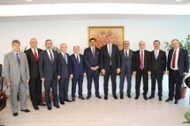 Sbk holding'in kıraça holding hissedarı silcolux investment'i 82 milyon dolara satın aldığı ileri reuters'in haberine göre silcolux, kıraça holding'in yüzde 45 hissesine sahip ve bu satın alma ile. Arandigi Donemde Sezgin Baran Korkmaz In Oteline Kalip Pasaport Iptalini Kaldiran Ankara Bolge Idare Mahkemesi Baskani Esat Toklu Kimdir Kronos News Bagimsiz Haber Sitesi