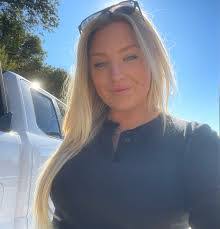 Abigail Cain's Instagram, Twitter & Facebook