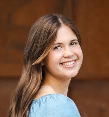 Cecily Grant's Instagram, Twitter & Facebook