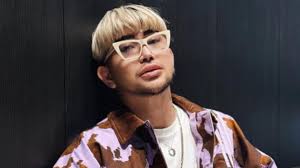 Publik Dikagetkan Agama Caren Delano Sahabat dari Nassar