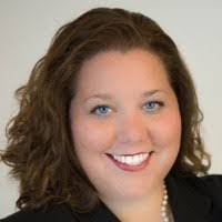 Elizabeth Pye's Instagram, Twitter & Facebook