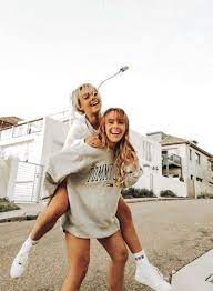 Pinterest Gillmaccc Best Friends Shoot Friend Poses Friend Photoshoot