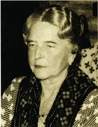 CHAPTER 5 Springer-Verlag (1965-1992) PLACES OF WORK The development of  publishing activity in Berlin and Heidel- berg during th
