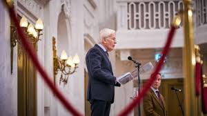 Topambtenaar ministerie van algemene zaken. 2mfzxxflqvh1im