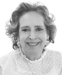 Samia Davis's Instagram, Twitter & Facebook