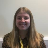 Allison Mcnamee's Instagram, Twitter & Facebook