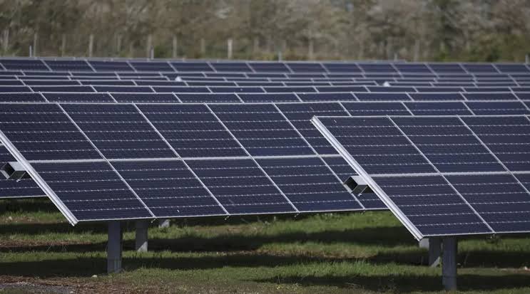 L'éclipse solaire, un test jugé « sans risque » pour le réseau électrique  français - Les Sables d'Olonne.maville.com