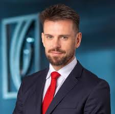 1 month into my new role in People Analytics at HMRC and pleased to say…