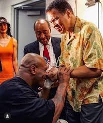 Muhammad ali and mike tyson. Kboxtv The Respect Mike Tyson Had For Muhammad Ali And Facebook