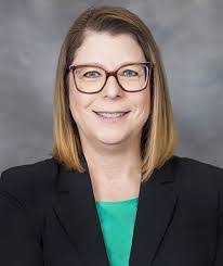 Lisa Kalinowski's Instagram, Twitter & Facebook