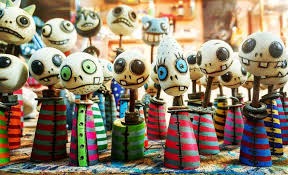 Art Outsider Lowbrow Weird Funky Unique Creeps Chris Cumbie Crazy Folk Art Alabama Dark Fun Mobile Wood Carve Skull Mo Contemporary Folk Art Art Artist At Work