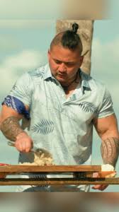 "It doesn't taste good." Those 4 words might be enough to send one chef  back to the mainland 😵‍💫, #ChoppedCastaways > Tonight @ 9|8c