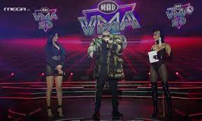 Ποιος είναι ο ράπερ με τα. Mad Awards 2020 Sto Hustla Kai Ton Mad Clip To Best Hip Hop Urban Video Megatv Com