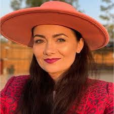 Jenny Poon's Instagram, Twitter & Facebook