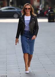 • wife, mama, actor, hons doctorate • judge @bgt • presenter @thisisheart • 'songs from my heart' album out now • depop account linktr.ee/amandaholden. Amanda Holden Displays Her Bronzed Legs In Denim Skirt Paired With Striped Top 247 News Around The World