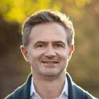 Dan Reuter's Instagram, Twitter & Facebook